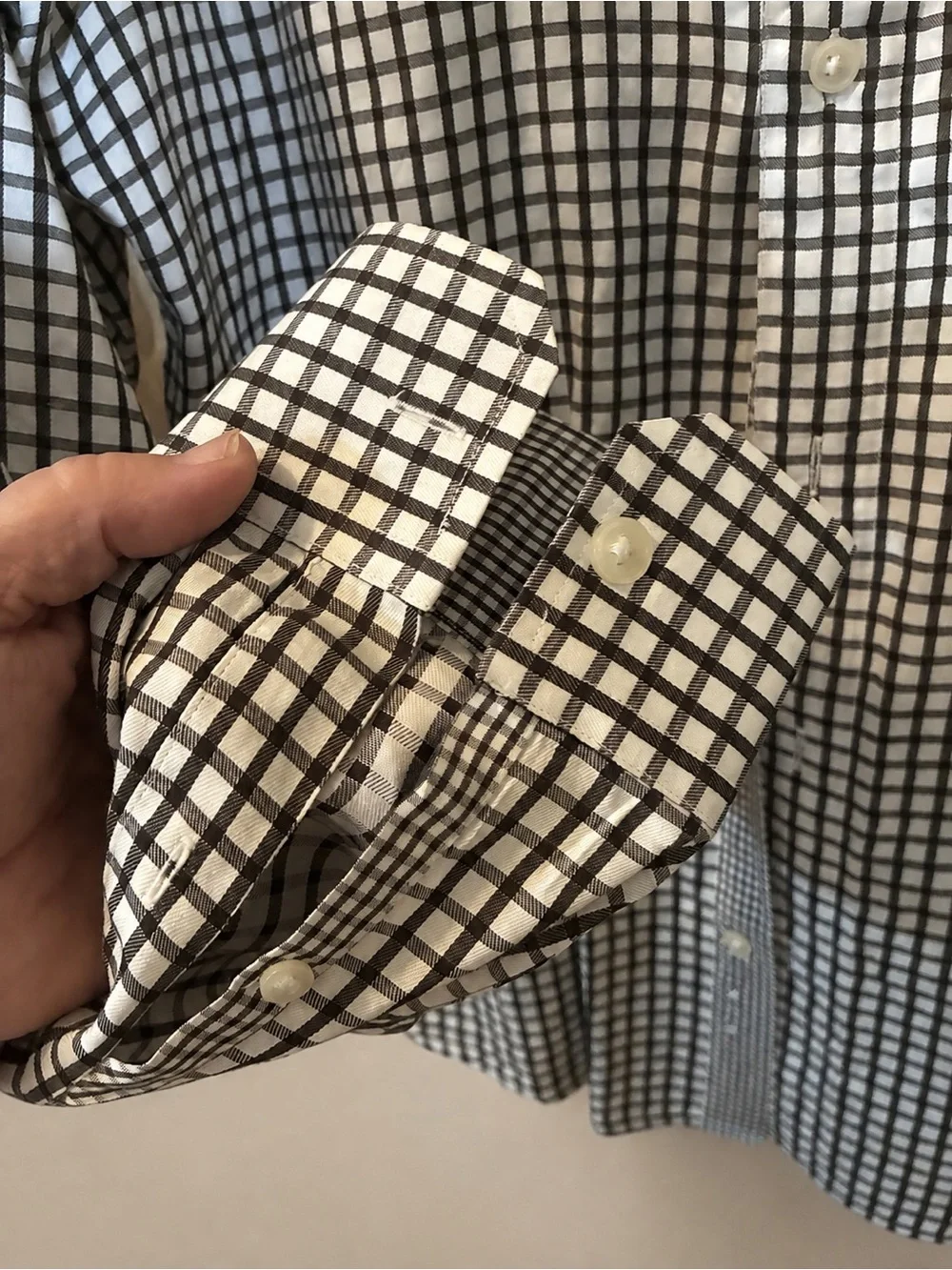 Michael Kors Men’s Large Black White Check Long Sleeve Button-Up Shirt